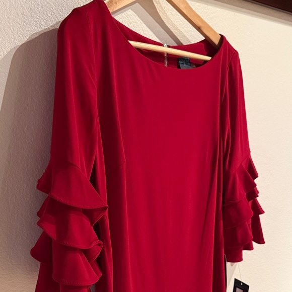 🆕 Gabby Skye Tiered Ruffle Sleeve Mini Dress, Dark Red, Size 10 - Picture 2 of 11